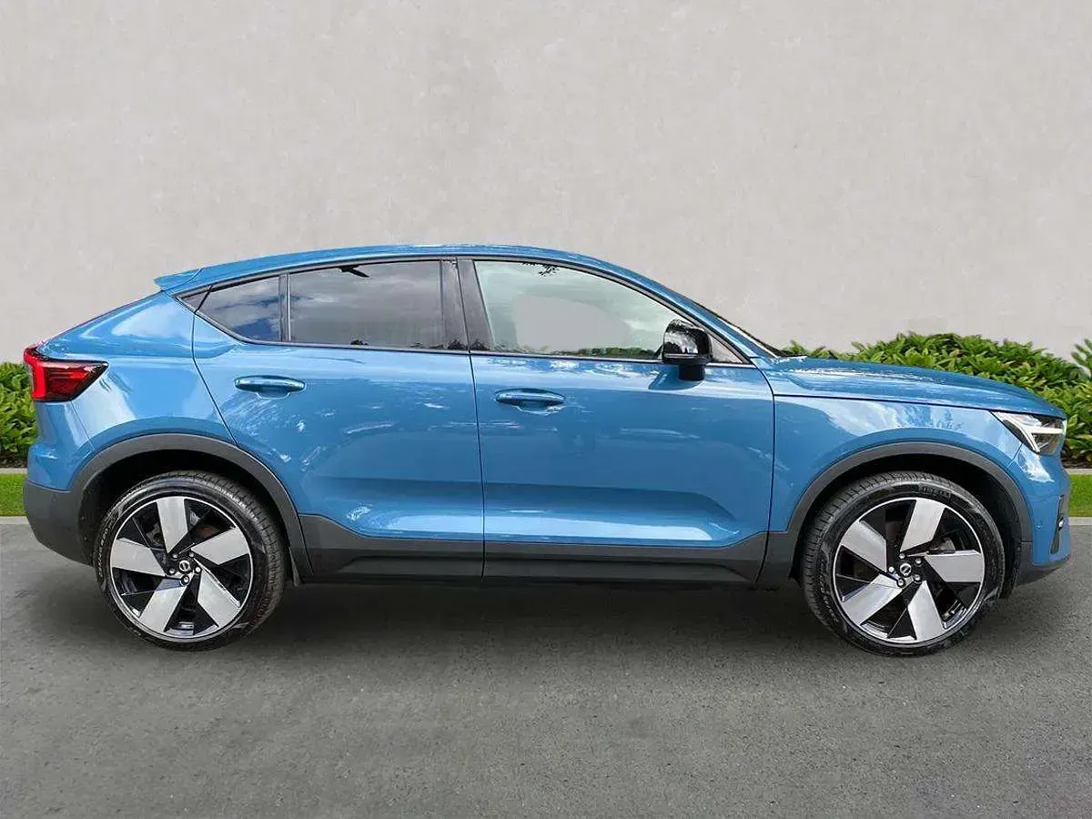 Used Volvo C40 Ultimate 300 kW (408 HP) 2023 Blue SUV