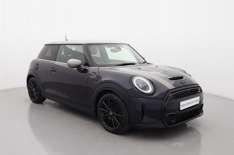 Used Mini Cooper S Exclusive 176 HP (129 kW) 2023 Blue/black Hatchback