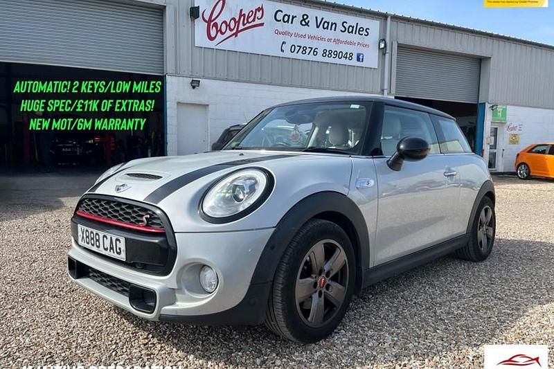 Used Mini Cooper S Hatch 192 HP (141 kW) 2015 Silver Hatchback