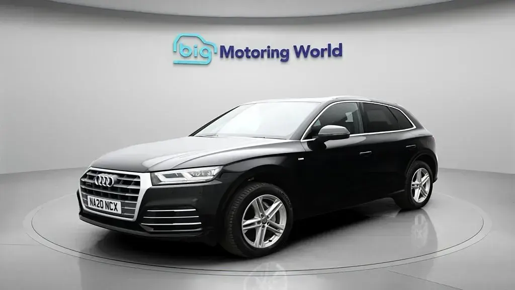 Używany Audi Q5 S-Line 299 KM (219 kW) 2020 Czarny SUV