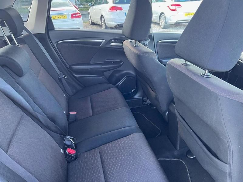 Used Honda Jazz EX 102 HP (75 kW) 2017 Grey Hatchback