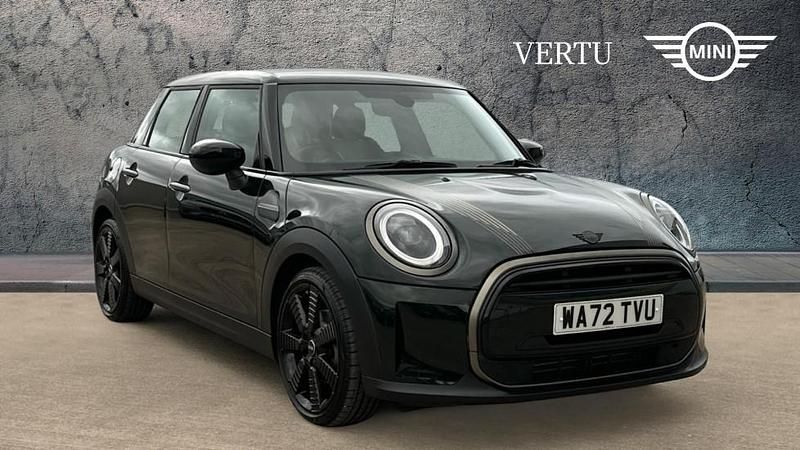 Used Mini Cooper Hatch 134 HP (98 kW) 2022 Green Hatchback