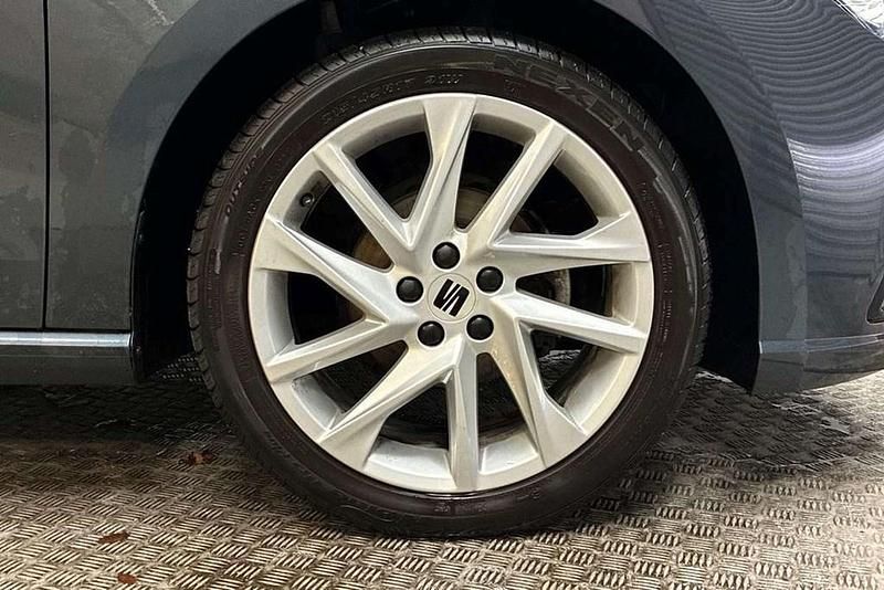 Used Seat Ibiza FR 94 HP (69 kW) 2023 Grey Hatchback