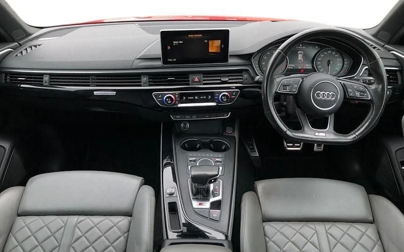 Usado Audi S4 354 HP (260 kW) 2018 Carrinha