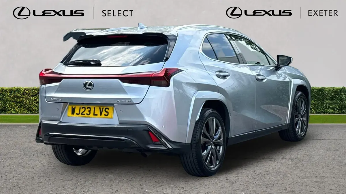 Used Lexus UX Sport Line 184 HP (135 kW) 2023 Sonic platinum SUV