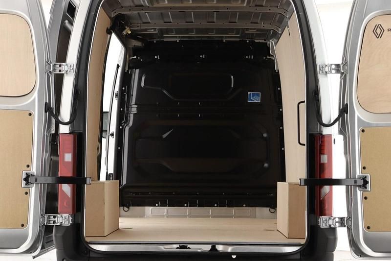 New Renault Master 2026 Grey MPV
