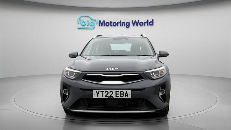 Used Kia Stonic 99 HP (72 kW) 2022 Grey SUV