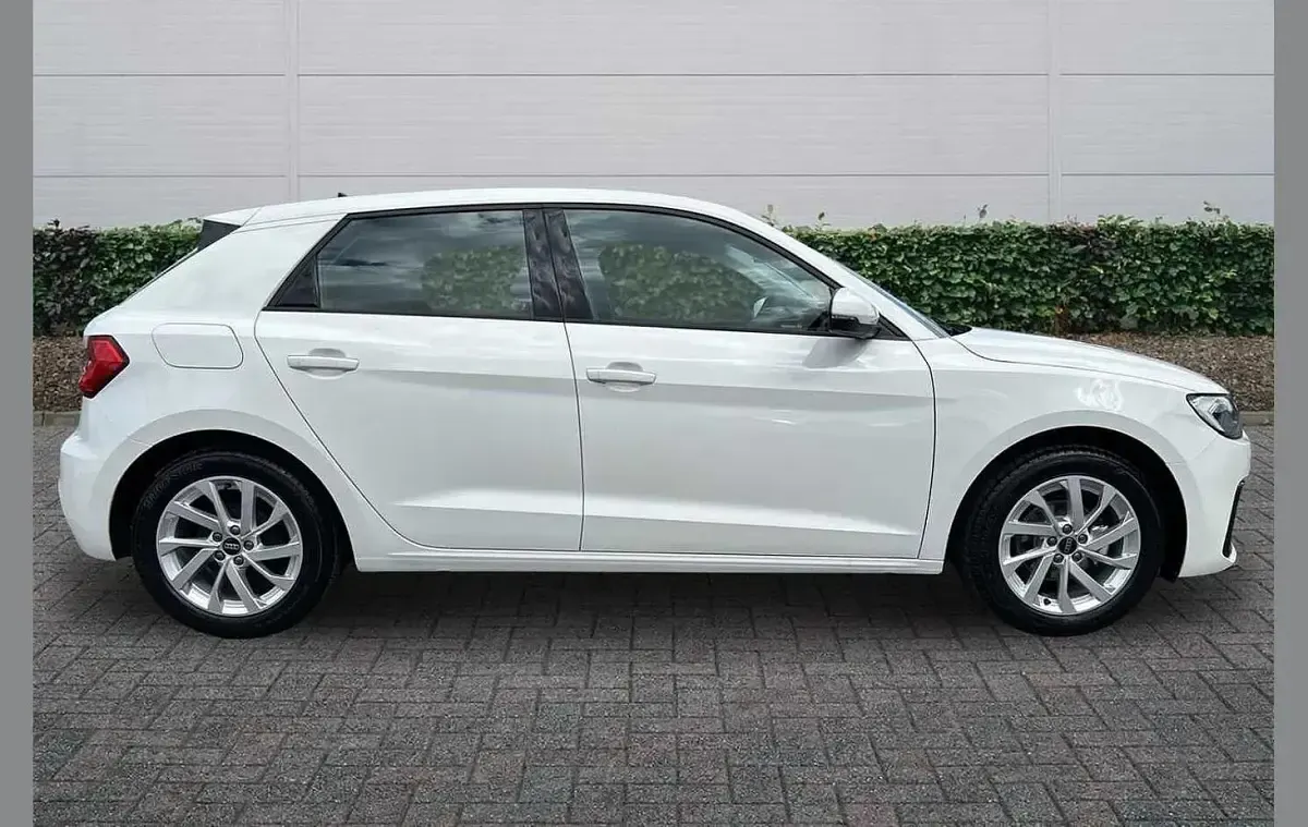 New Audi A1 Sport 94 HP (69 kW) 2026 White SUV