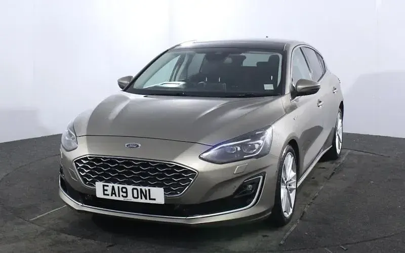 Usado Ford Focus Vignale 150 HP (110 kW) 2019 Prateado Citadino