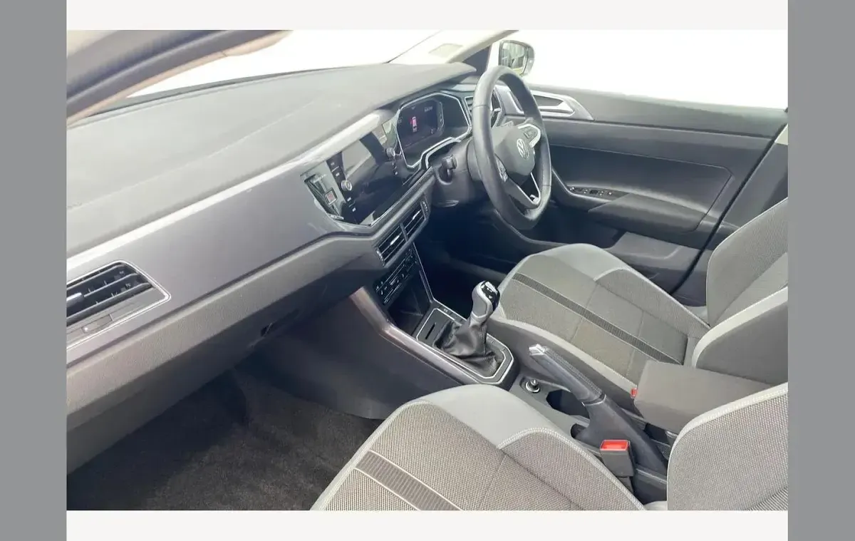 Used VW Polo Style 95 HP (69 kW) 2023 White Hatchback