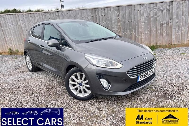 Used Ford Fiesta Titanium 120 HP (88 kW) 2019 Grey Hatchback