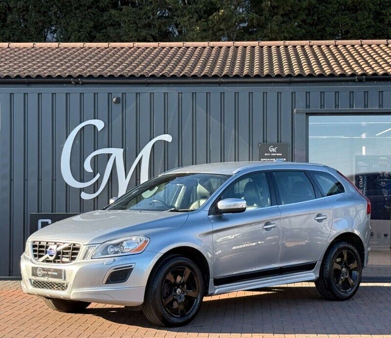 Silver Used 2013 Volvo XC60 R-Design SUV | £8,290 (Good price) - Image 1/4