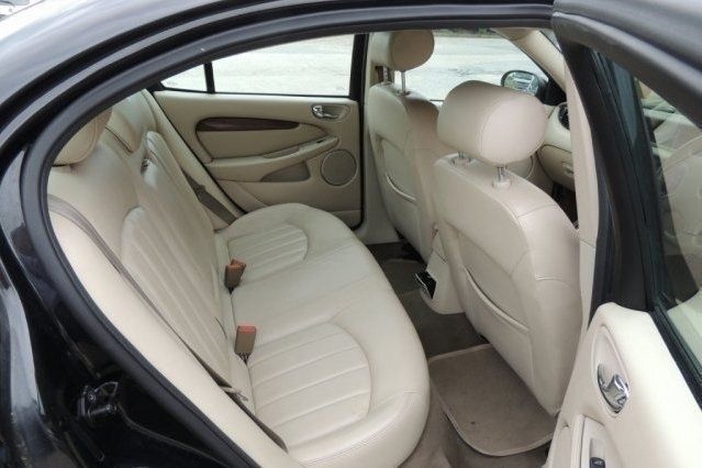 Used Jaguar X-type 194 HP (142 kW) 2002 Sedan