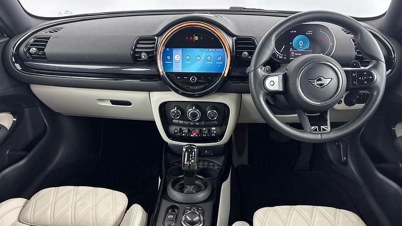 Used Mini Cooper Clubman Exclusive 2021 Silver Estate