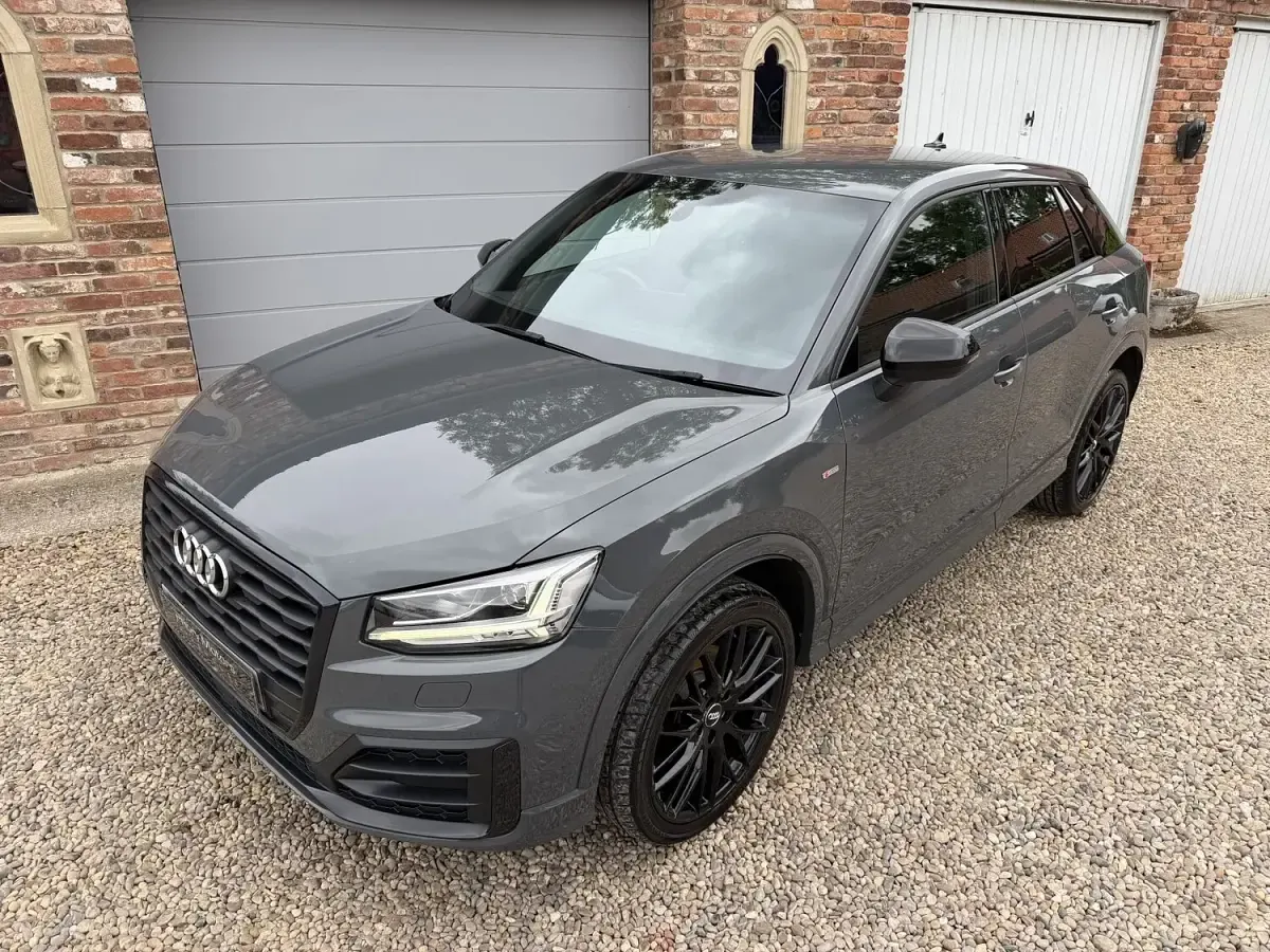 Used Audi Q2 Black Edition 150 HP (110 kW) 2019 Grey SUV