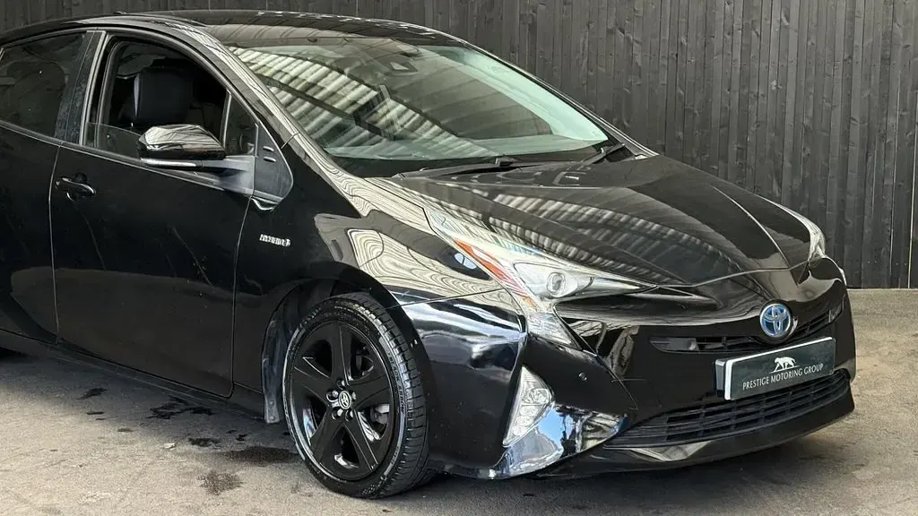 Used Toyota Prius Business Edition 122 HP (89 kW) 2019 Black Hatchback