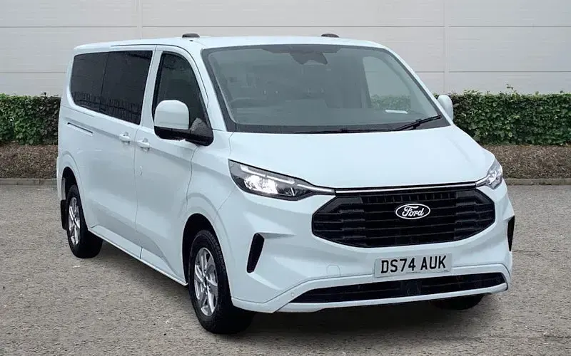 Used Ford Transit Custom Limited 136 HP (100 kW) 2025 Estate