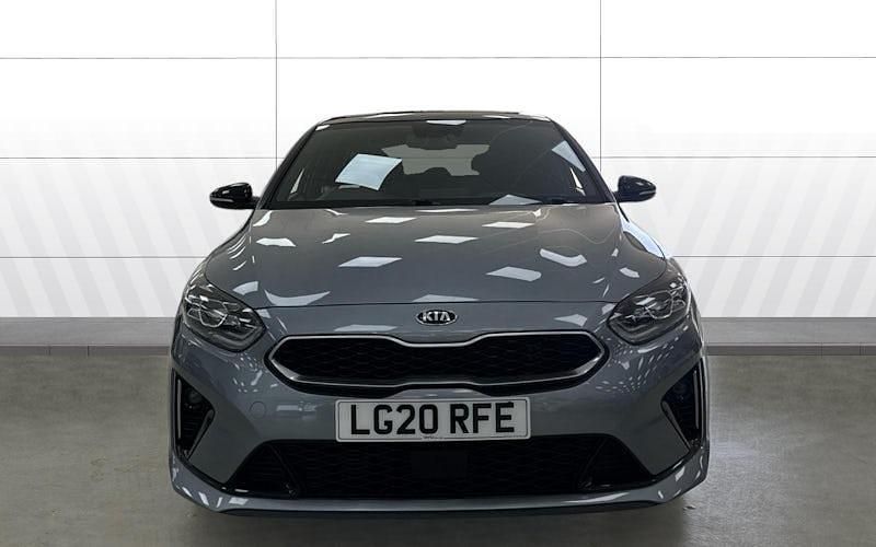 Used Kia Ceed GT-Line 140 HP (102 kW) 2019 Silver Hatchback