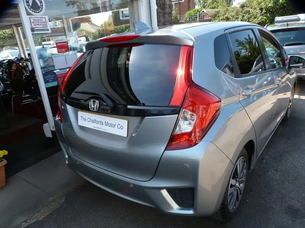 Used Honda Jazz EX 102 HP (75 kW) 2016 Silver Hatchback