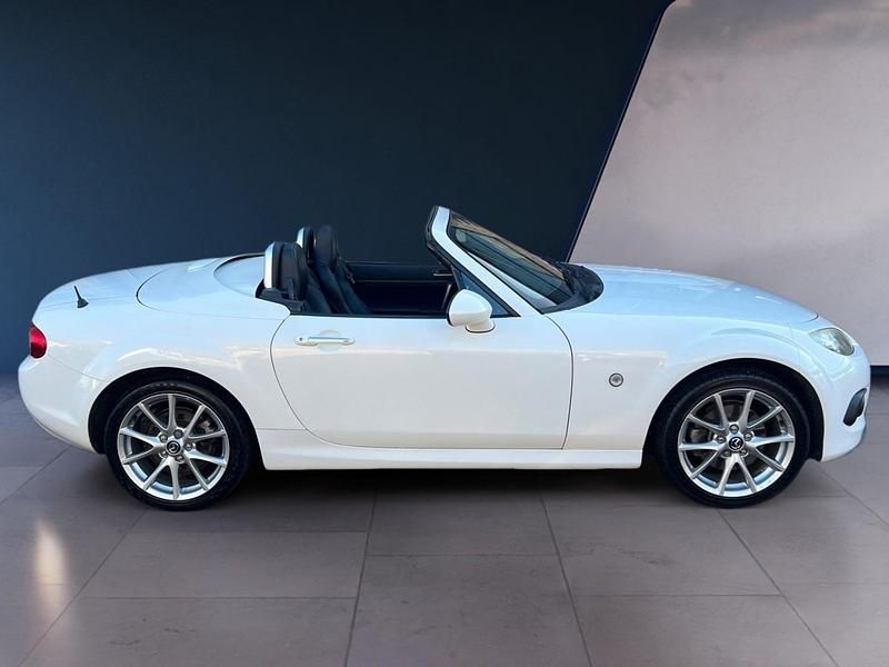 Used Mazda MX5 Inclusive 160 HP (117 kW) 2014 White Cabriolet