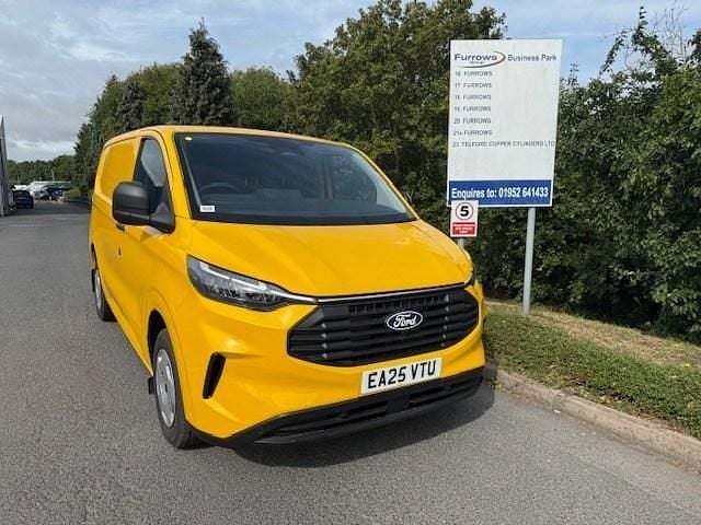 Used Ford Transit Custom Trend 136 HP (100 kW) 2025 Yellow Van