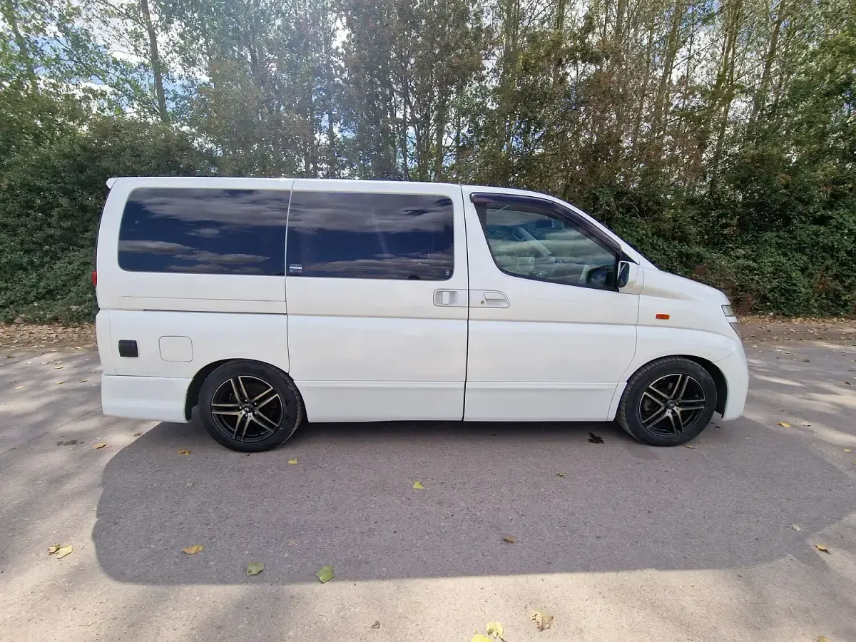 Used Nissan Elgrand 2022 White