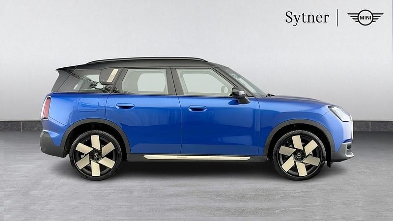 Used Mini Countryman 215 HP (158 kW) 2024 Blue SUV