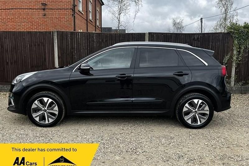 Used Kia e-Niro 150 kW (204 HP) 2022 SUV