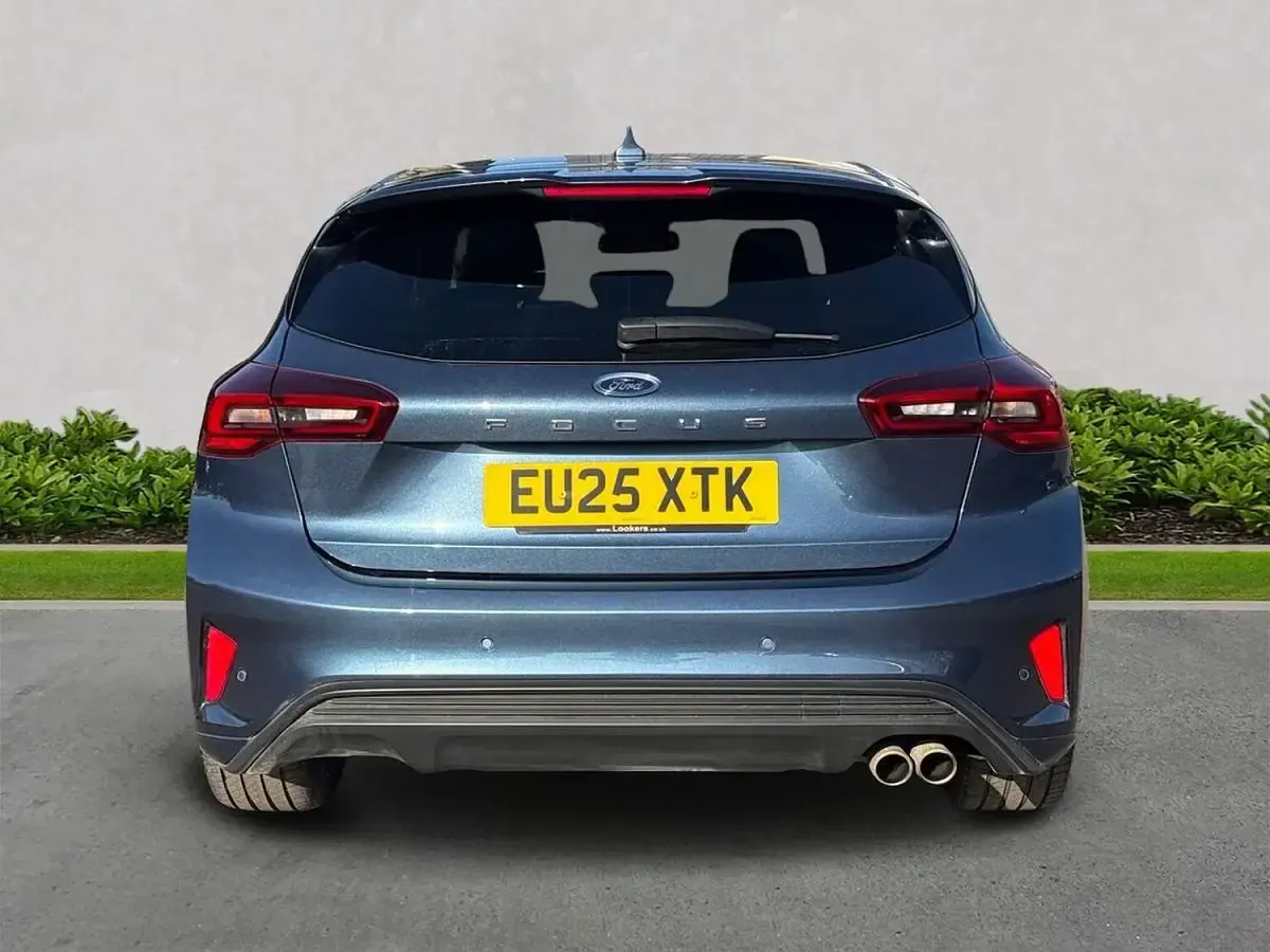 Used Ford Focus ST-Line X 100 HP (73 kW) 2025 Blue Hatchback