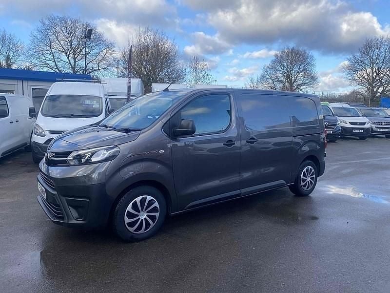 Used Toyota Proace 100 kW (136 HP) 2021 Grey MPV