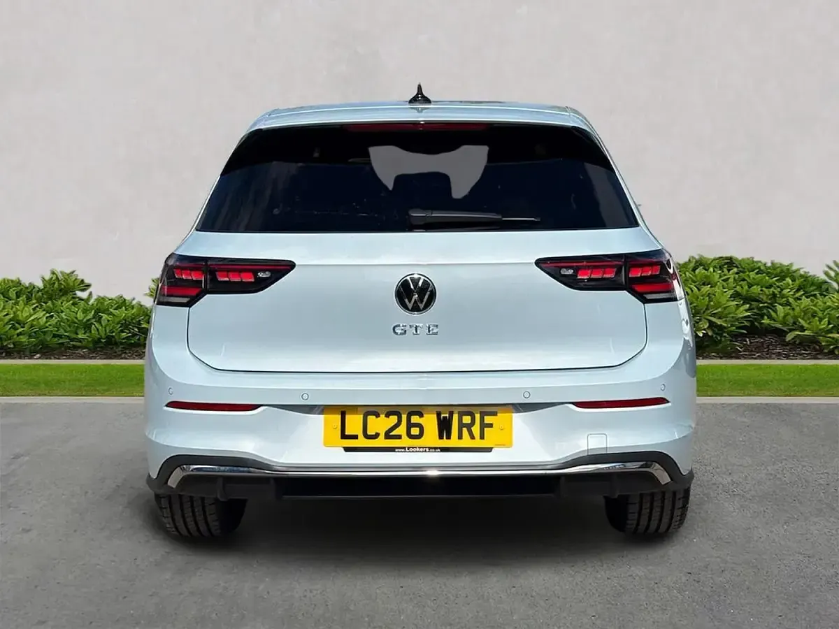 Used VW Golf VIII GTE 272 HP (200 kW) 2026 Blue Hatchback