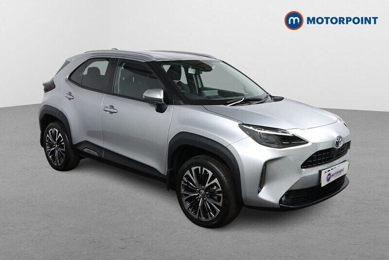 Silver Used 2022 Toyota Yaris Hybrid Estate | £21,799 (Fair price) - Image 1/4