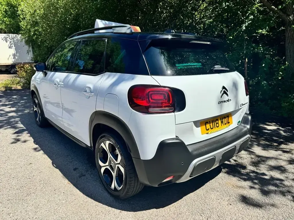 Used Citroën C3 Aircross Flair 100 HP (73 kW) 2018 White SUV