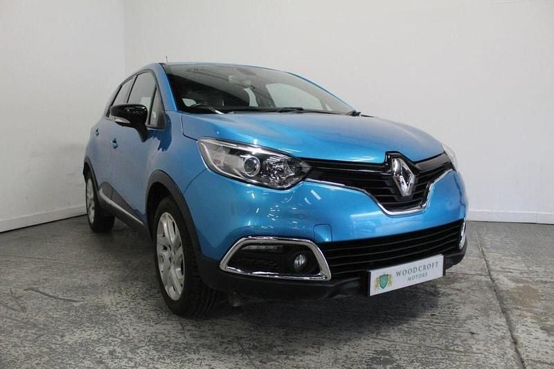 Blue Used 2016 Renault Captur Dynamique SUV | £9,495 (Fair price) - Image 1/3