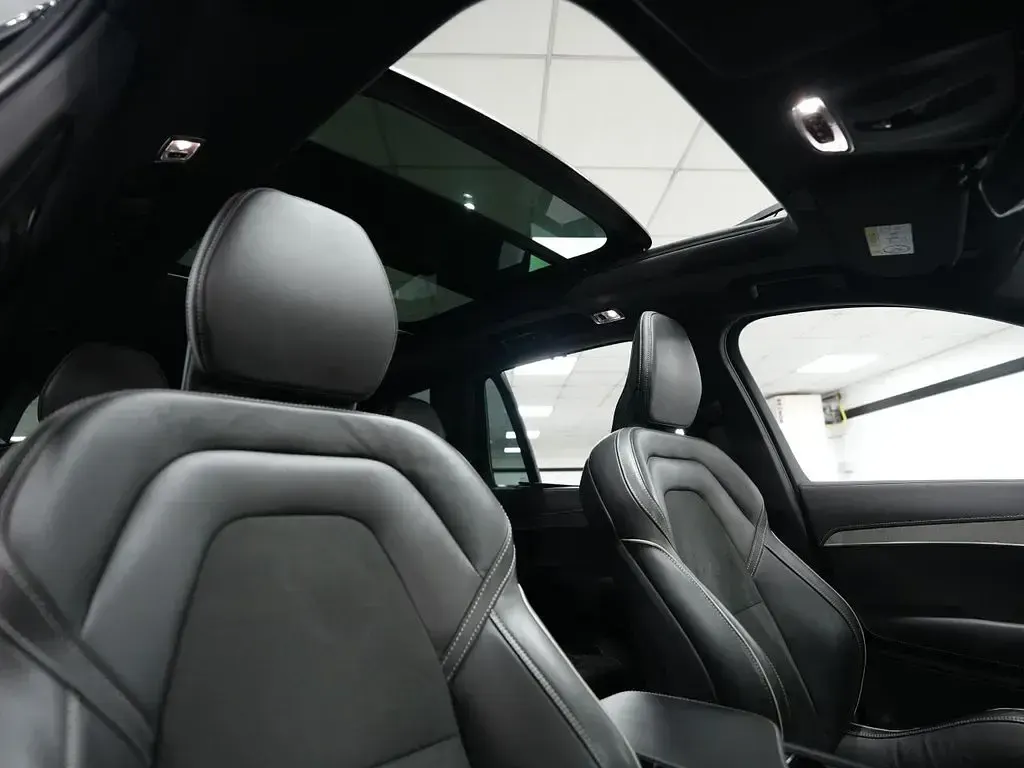 Used Volvo XC90 R-Design 235 HP (172 kW) 2022 Grey SUV