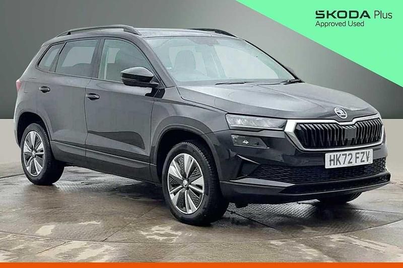 Used Skoda Karoq SE Drive 85 HP (62 kW) 2022 Black magic pearl effect SUV