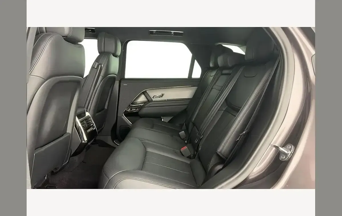 Used Land Rover Range Rover Sport SE Dynamic 454 HP (333 kW) 2024 Charente grey SUV