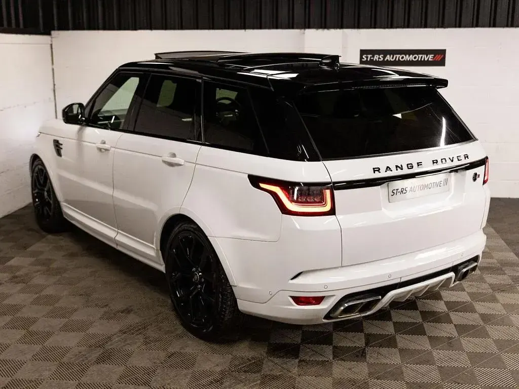 Used Land Rover Range Rover Sport SVR 575 HP (422 kW) 2021 White SUV