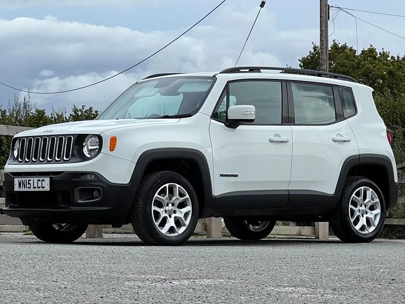 White Used 2015 Jeep Renegade Longitude SUV | £7,995 (Good price) - Image 1/4