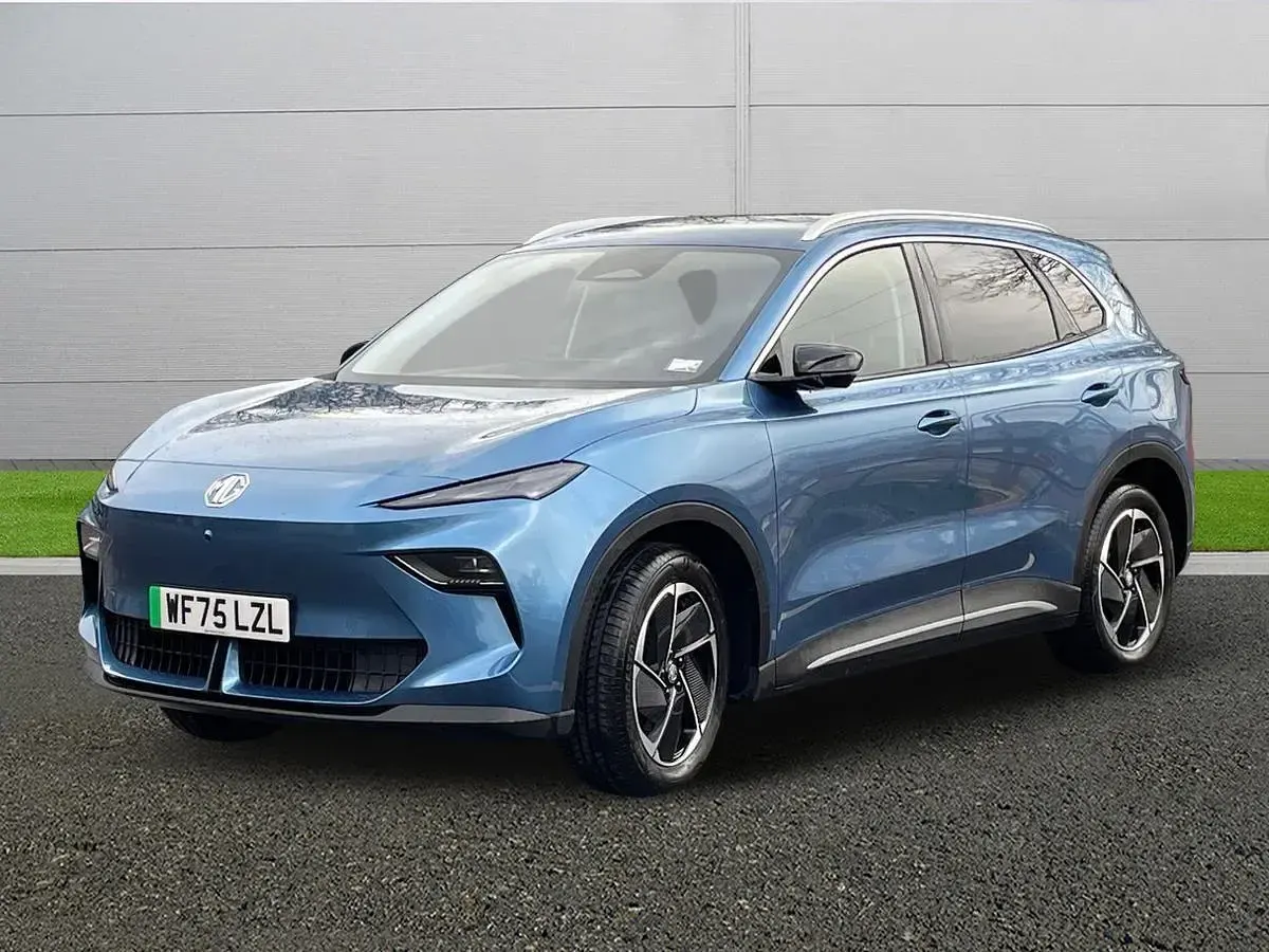 Used MG MG5 EV Trophy 63 kW (87 HP) 2025 Blue Estate