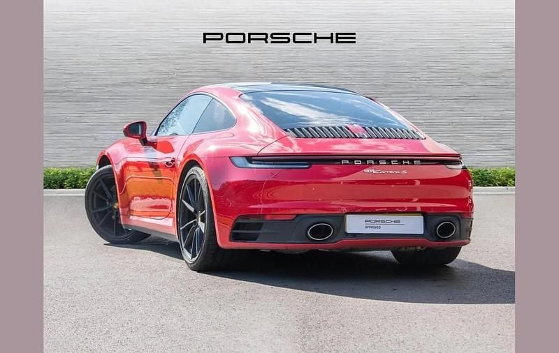 Used Porsche 911 444 HP (326 kW) 2019 Red Coupe