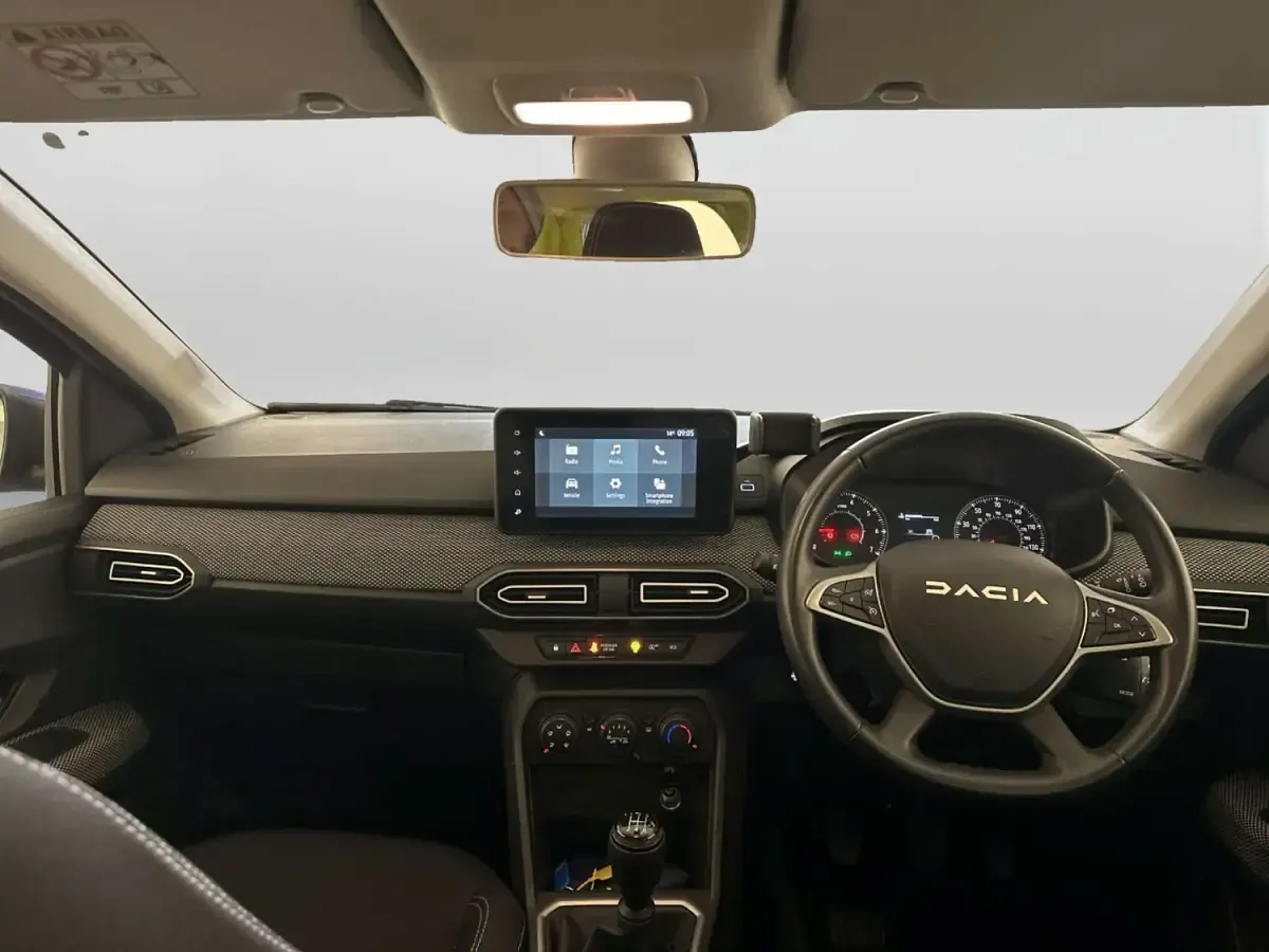 Używany Dacia Sandero Expression 90 KM (66 kW) 2024 Niebieski Hatchback