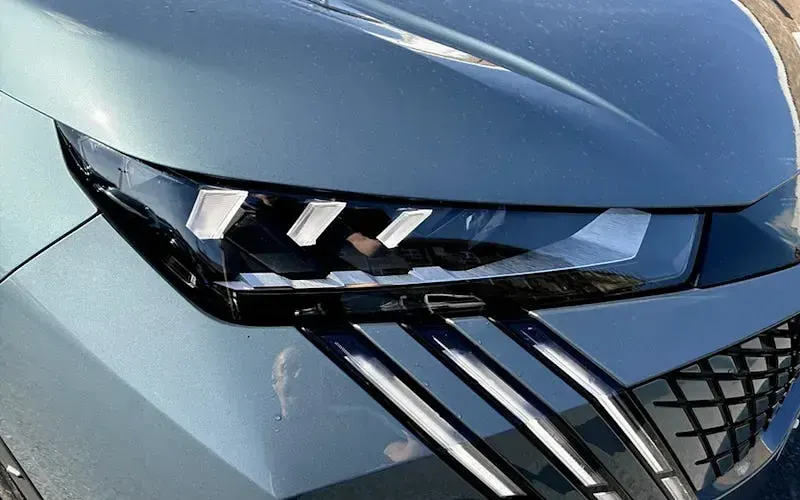 Used Peugeot 3008 GTi 136 HP (100 kW) 2025 Blue SUV
