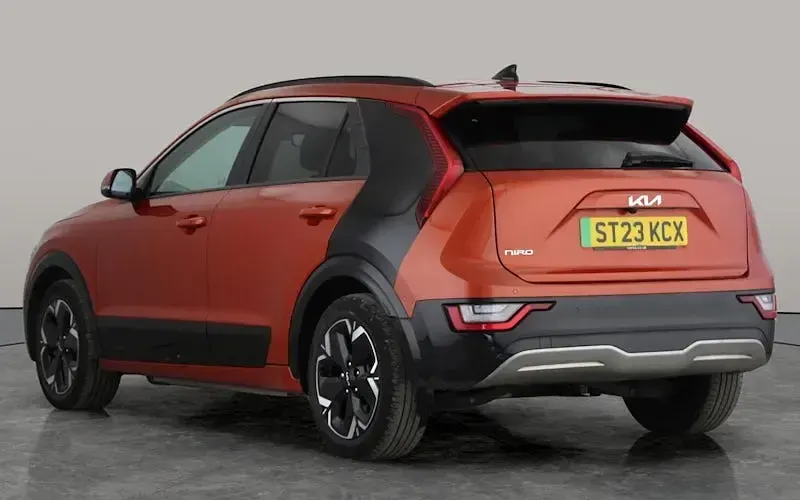 Used Kia e-Niro 150 kW (204 HP) 2023 Orange SUV