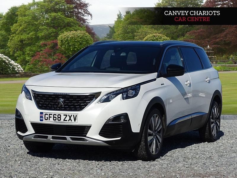 Used Peugeot 5008 Premium 130 HP (95 kW) 2018 White SUV