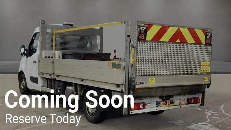 Used Vauxhall Movano 130 HP (95 kW) 2018 White MPV