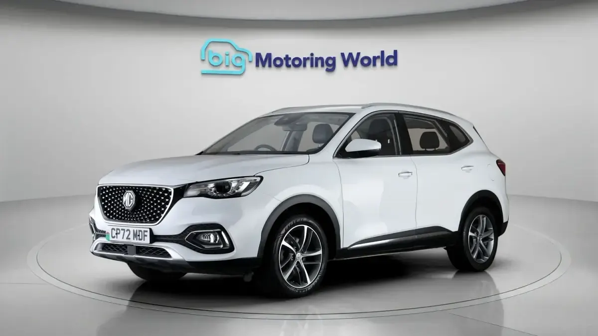 Begagnad MG HS Excite 162 HK (119 kW) 2023 Vit SUV
