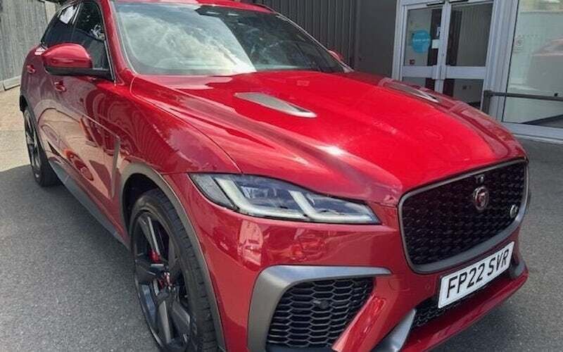 Used Jaguar F-Pace SVR 551 HP (405 kW) 2022 Red SUV