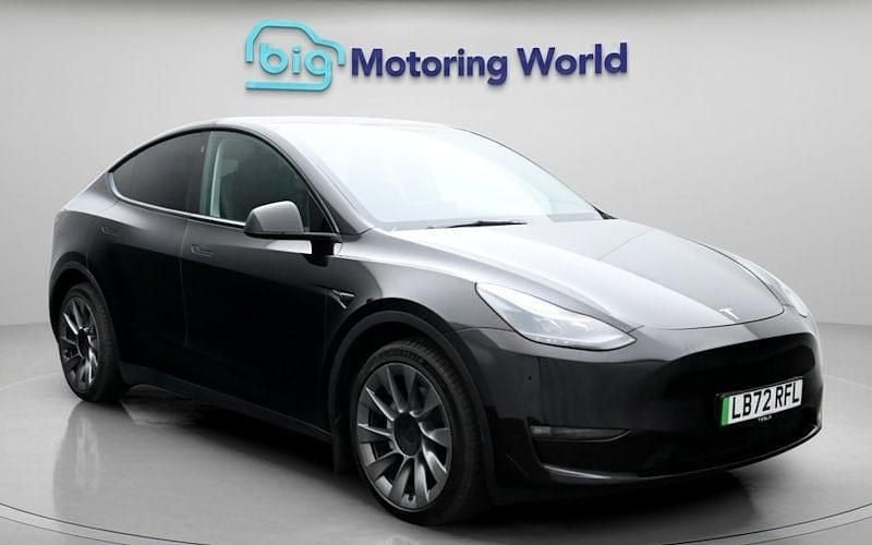 Used Tesla Model Y Long Range AWD 286 kW (389 HP) 2025 SUV