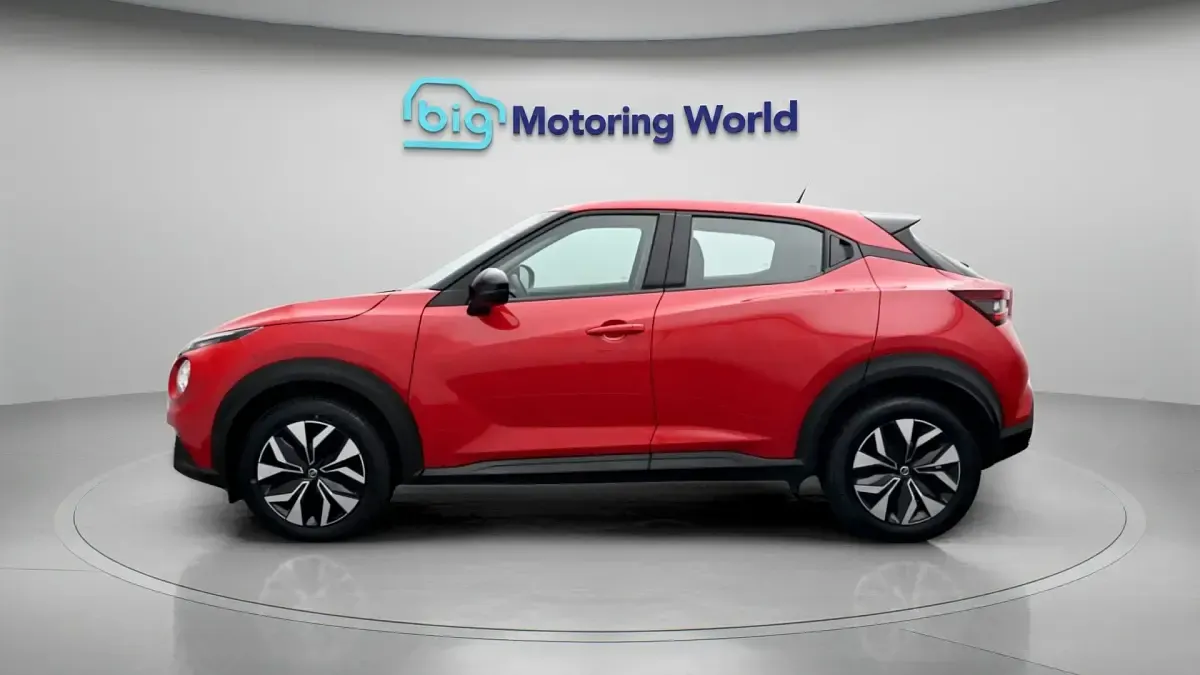 Used Nissan Juke Acenta 114 HP (83 kW) 2021 Red SUV